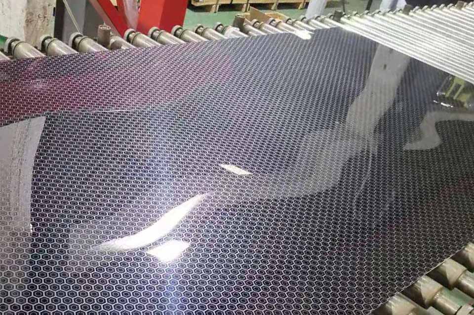 Black etched pattern stainless steel sheet for elevator in factory