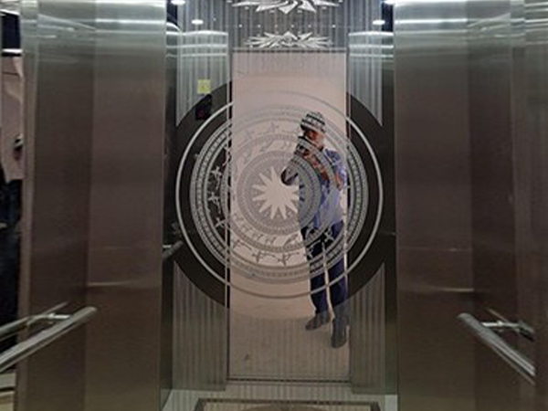Otis Elevator uses FEROSTEEL stainless steel plate to decorate the elevator